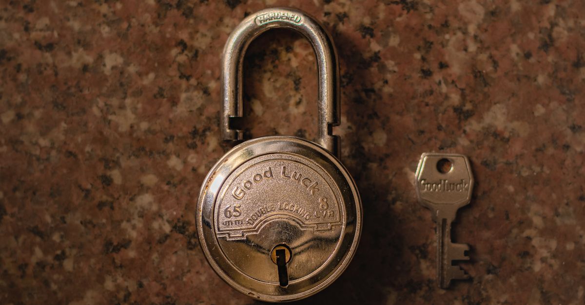 locksmith service technician — Lake County Pro Locksmith